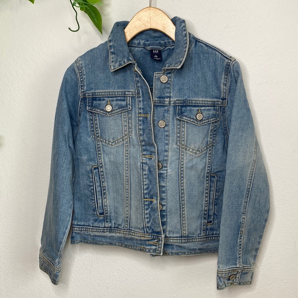 GAP kids Jean Jacket size large/10